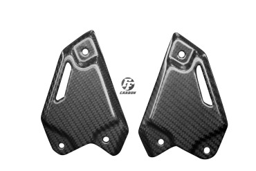 Paratacco Carbonio per Kawasaki Z900 2017- Carbonio+Fibra di Vetro | Spigato | Brillante