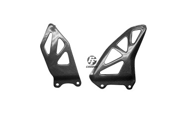 protección de talón Carbono por Suzuki GSX-R 1000 2017- 100% Carbono | Patron Sencillo | Brillante